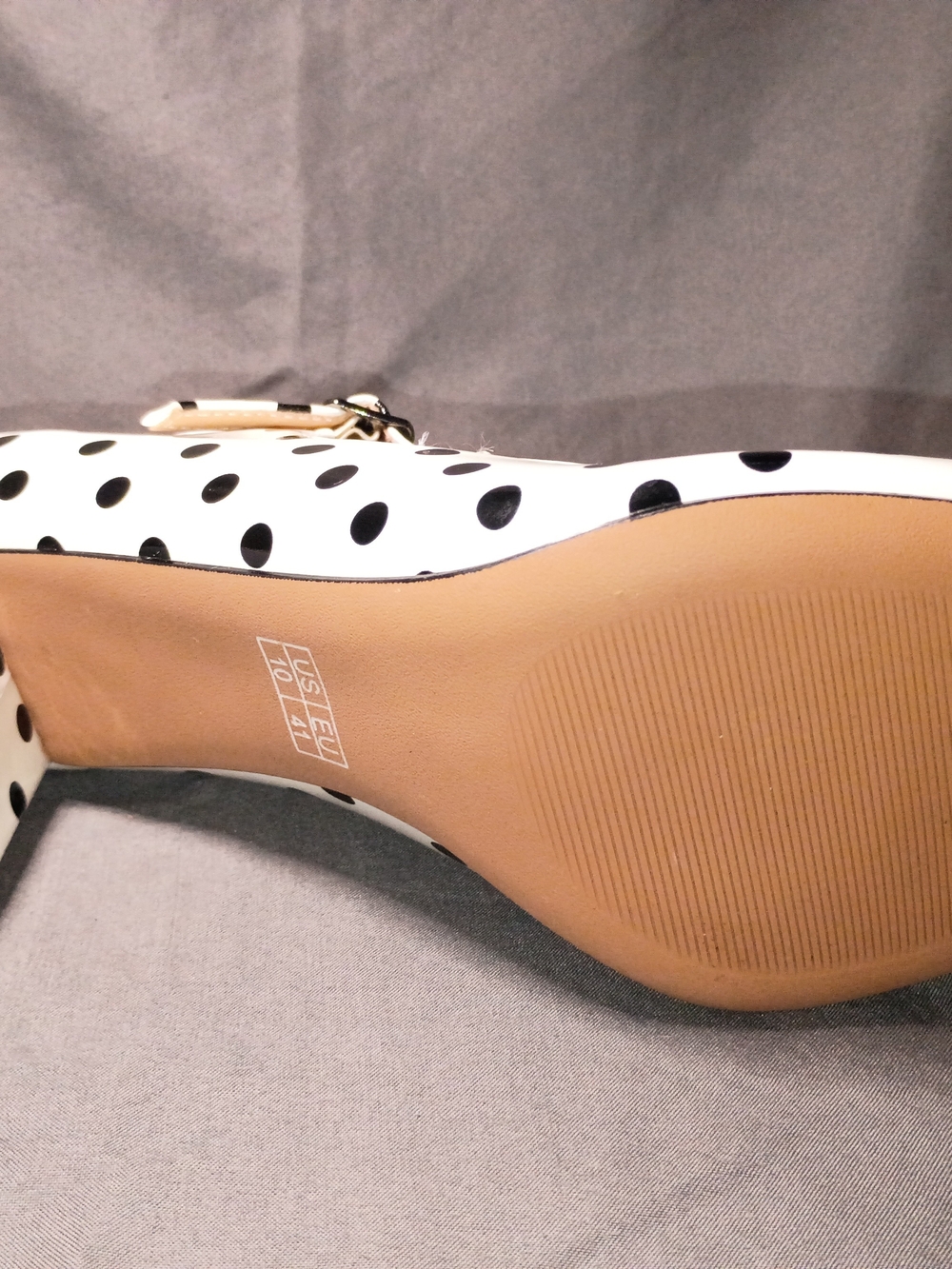 Classic Polka Dot Mary Jane Pumps in White and Black - Picture 7 of 7